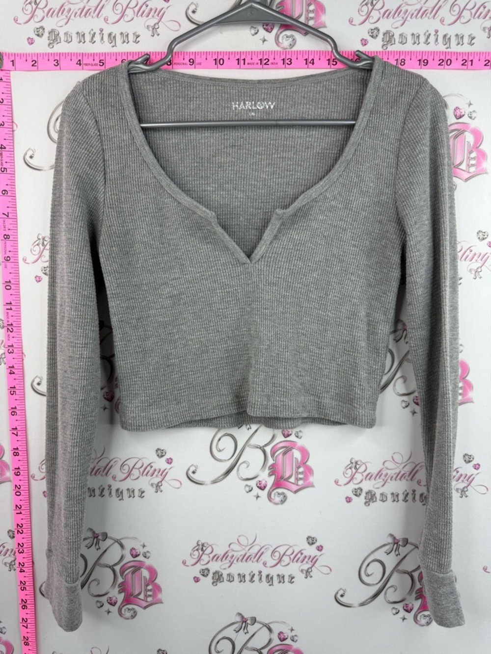 Harlow cropped long sleeve Light Gray Ribbed V-Notch Long Sleeve Crop Top